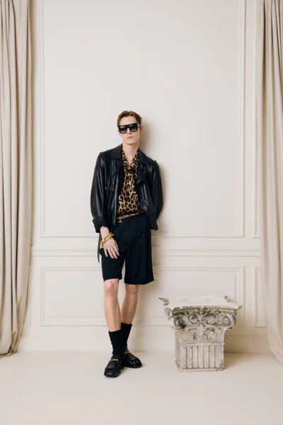 Look 24